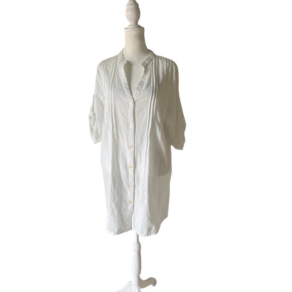 Club Z Collection White button front beach coverup size M